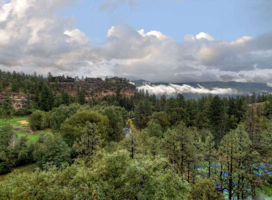 House in La Plata County - Image 2