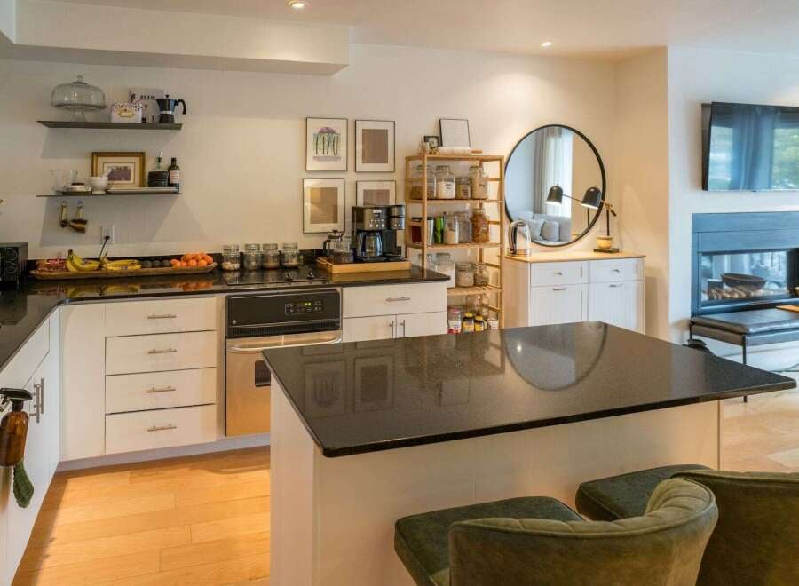 House in La Plata County - Image 2