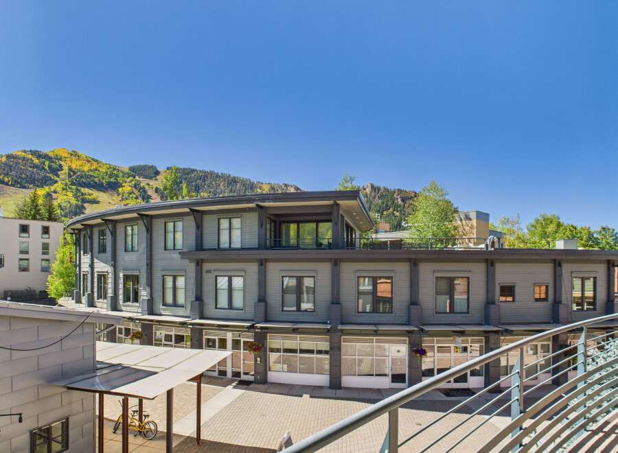 House in Pitkin County - Image 2