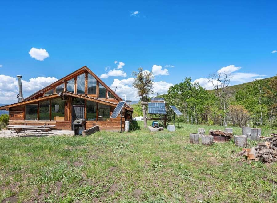 House in Basalt - Image 4