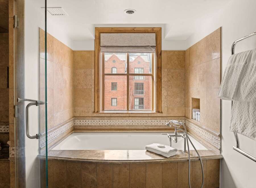 House in Pitkin County - Image 5