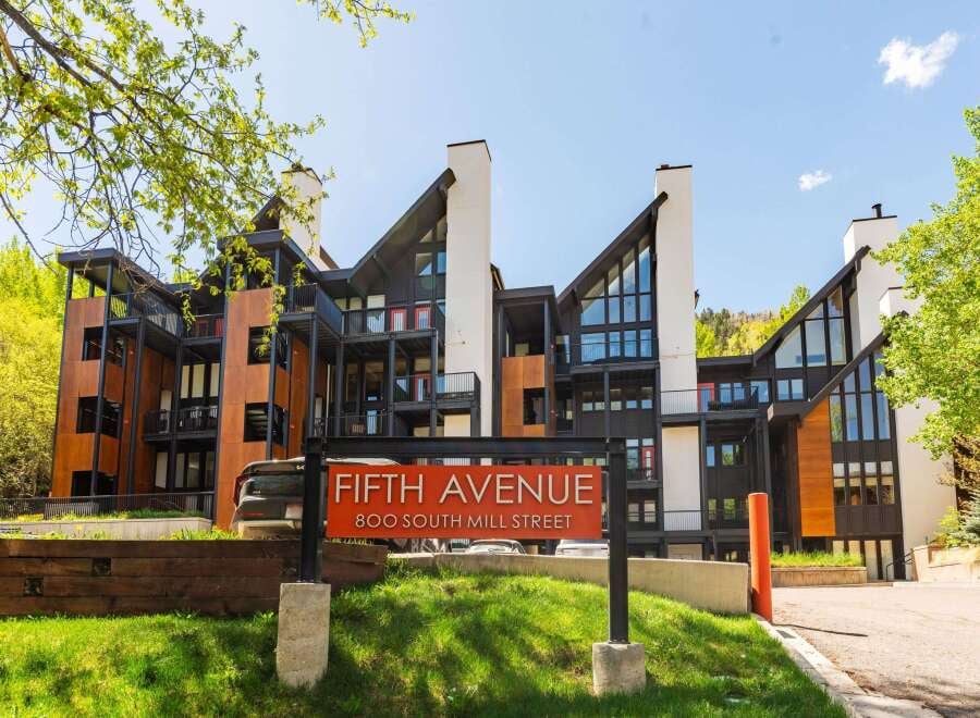 House in Pitkin County - Image 2