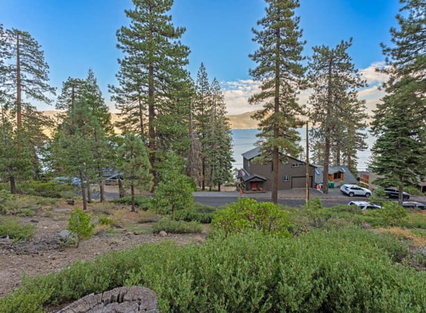 House in Incline Village - view 1