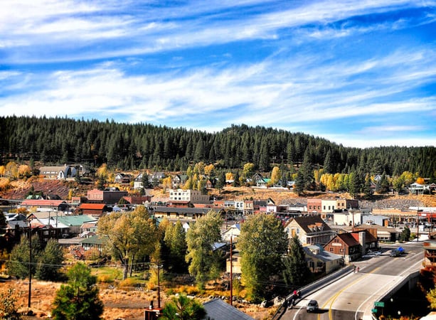 House in Truckee - view 1
