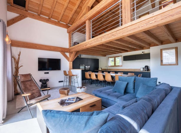 Chalet in Demi-Quartier - view 1