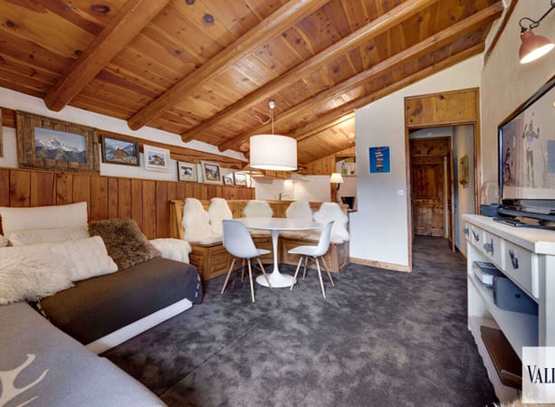 Apartment in Val-d'Isere - view 1