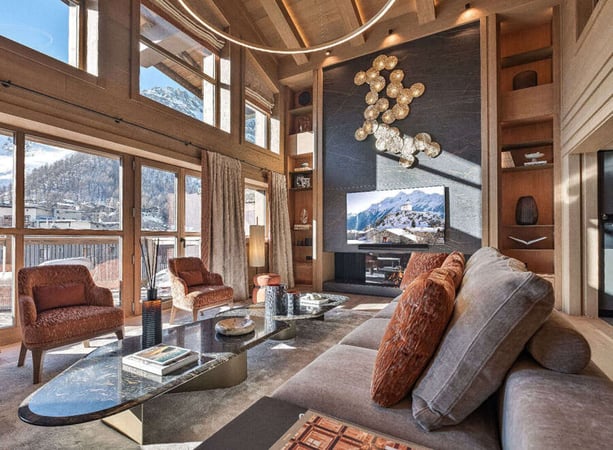 Apartment in Val-d'Isere - view 1