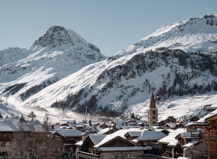 Apartment in Val-d'Isere - Image 3