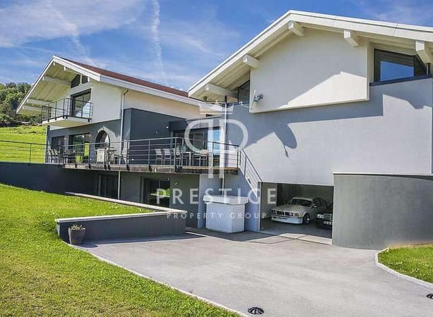 House in Reignier-Esery - view 1