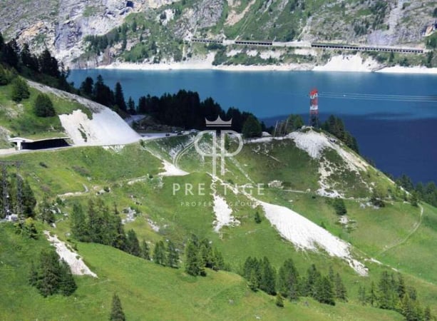 House in Tignes - view 1