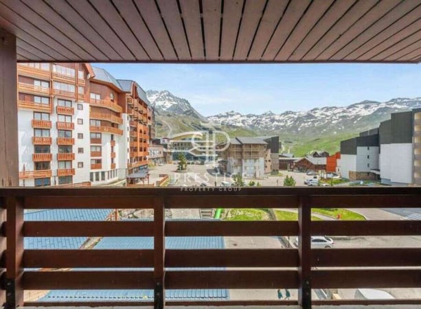 Apartment in Les Belleville - view 1