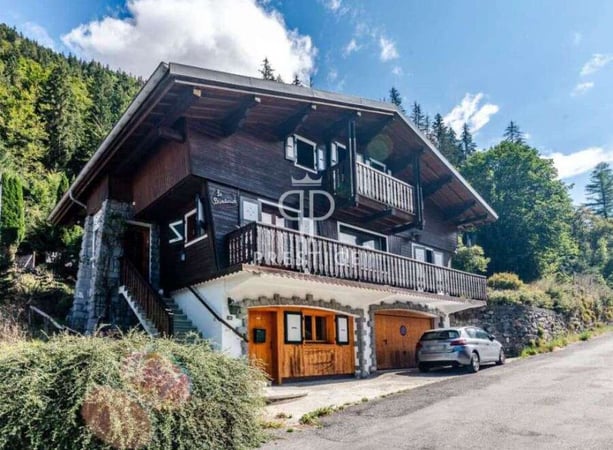 Chalet in Morzine - view 1