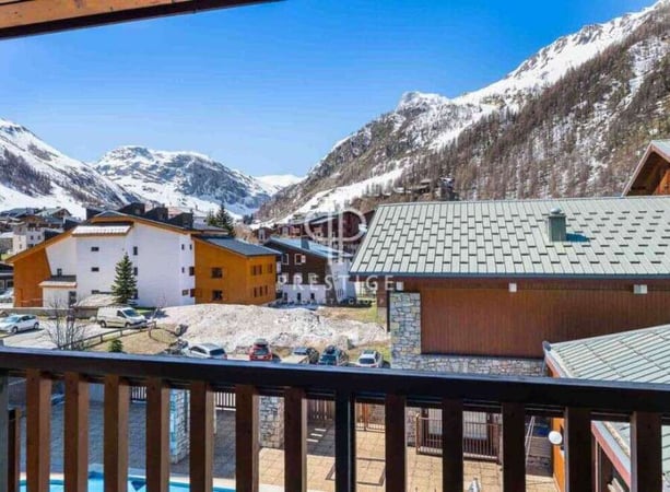 House in Val-d'Isere - view 1