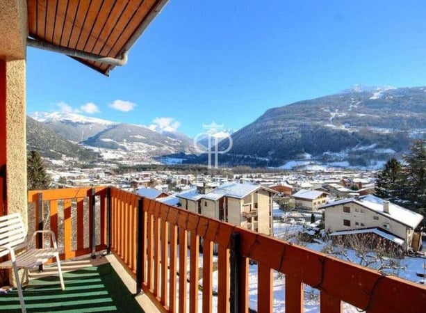 Apartment in Bourg-Saint-Maurice - view 1