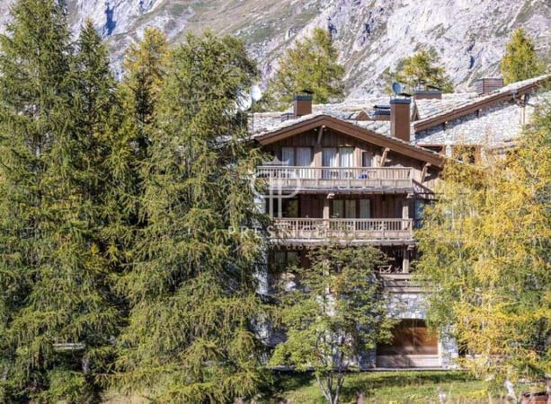 House in Val-d'Isere - view 1