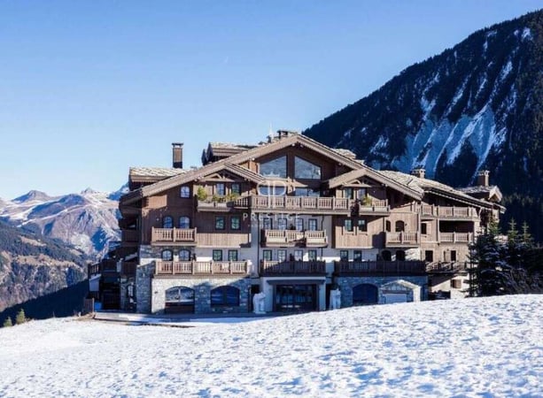 Apartment in Courchevel - view 1