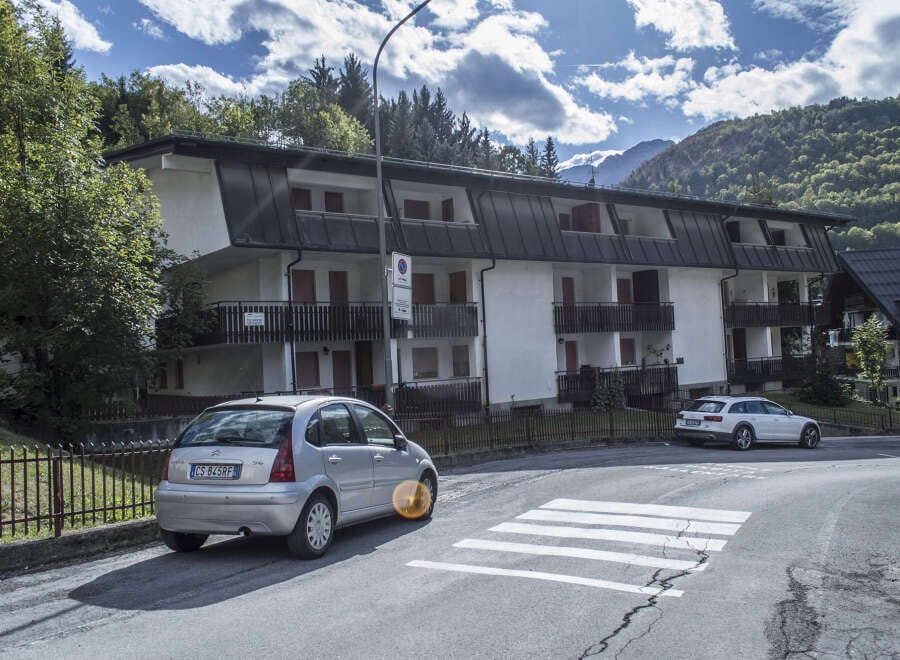 Apartment in Limone Piemonte - Image 2