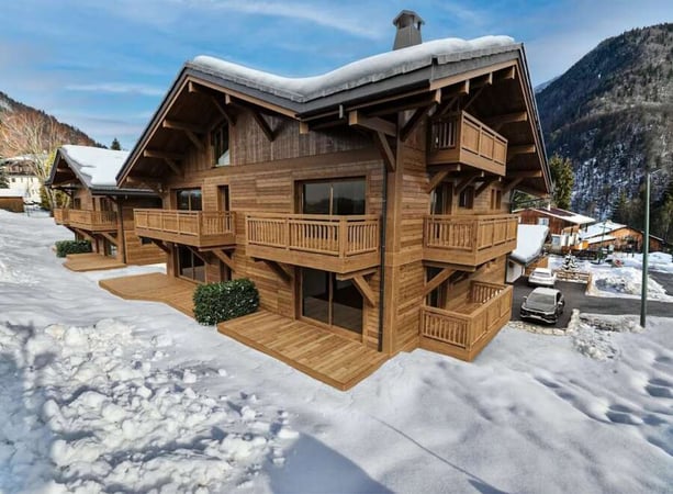 House in Essert-Romand - view 1