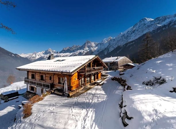 House in Les Houches - view 1