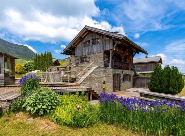 House in La Cote-d'Arbroz - view 1