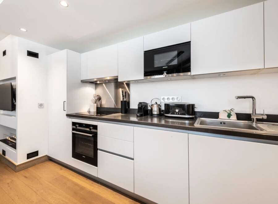 Apartment in Les Gets - Image 3