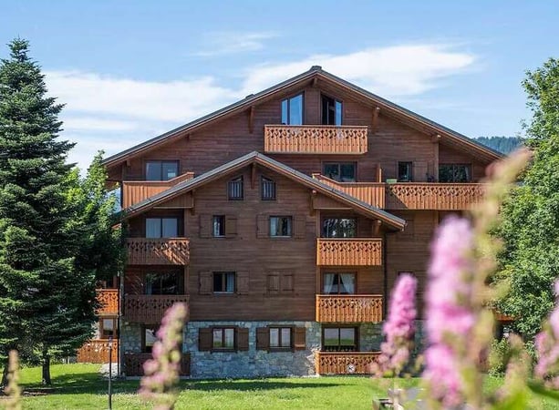 Apartment in Magland - view 1