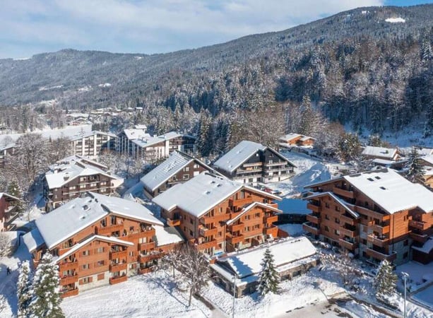 Apartment in Magland - view 1