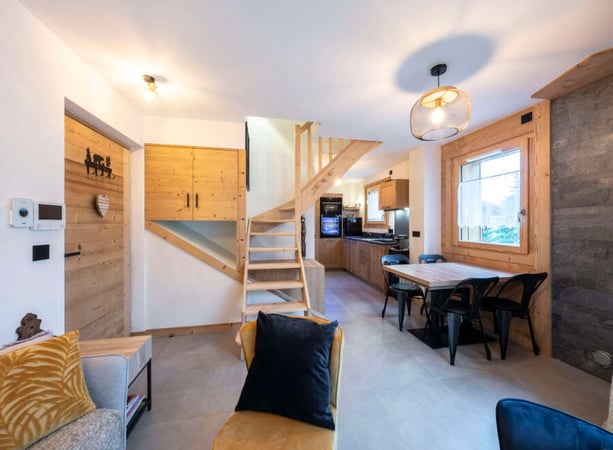 Apartment in Magland - view 1