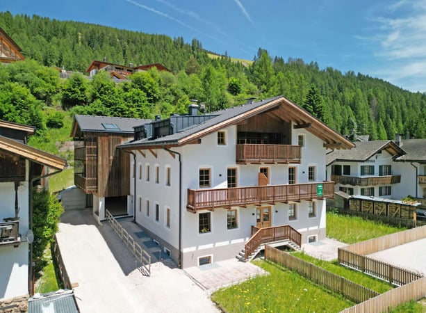 Villa in San Giuseppe - view 1