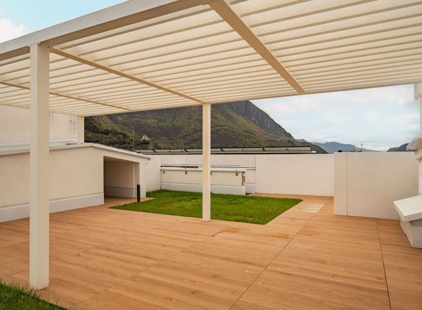 Villa in Bolzano - view 1