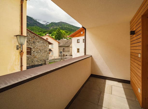 Villa in Prato allo Stelvio/Prad am Stilfserjoch - view 1