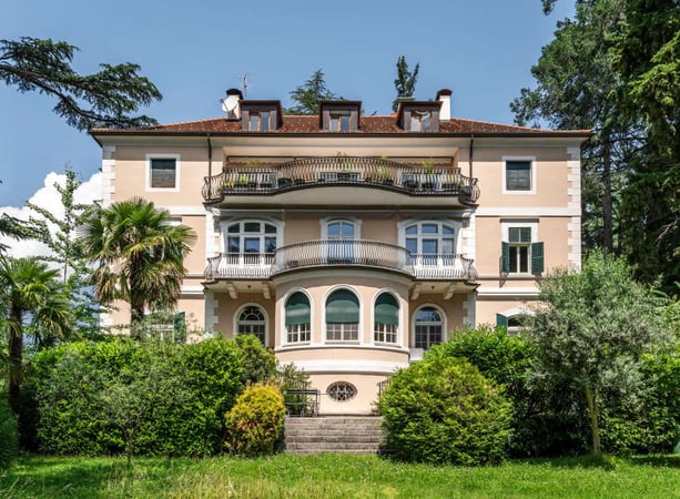 Villa in Merano/Meran - view 1