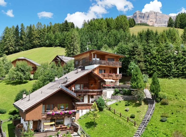 Villa in Abtei - view 1