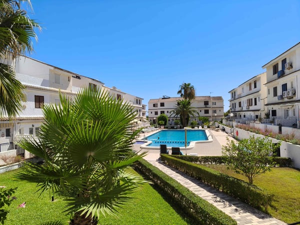 Villa in Punta Prima - view 1