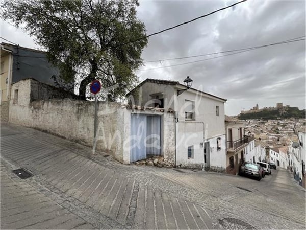 House in Alcala la Real - view 1