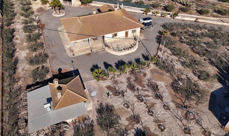 Villa in Puerto Lumbreras - view 1