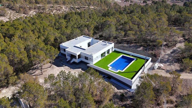 Villa in La Parroquia - view 1