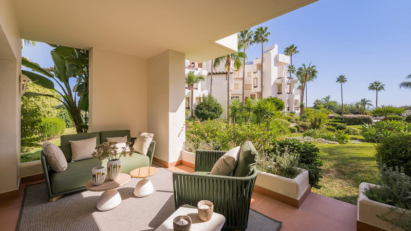 Apartment in Estepona - view 1