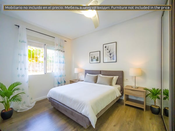 Apartment in Torrevieja - view 1