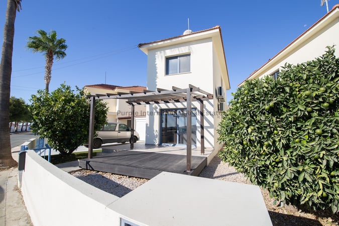 House in Pyla - view 1