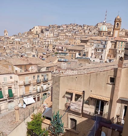 Apartment in L-Gharb - view 1