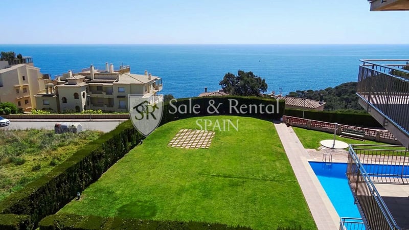 House in S'Agaro - view 1