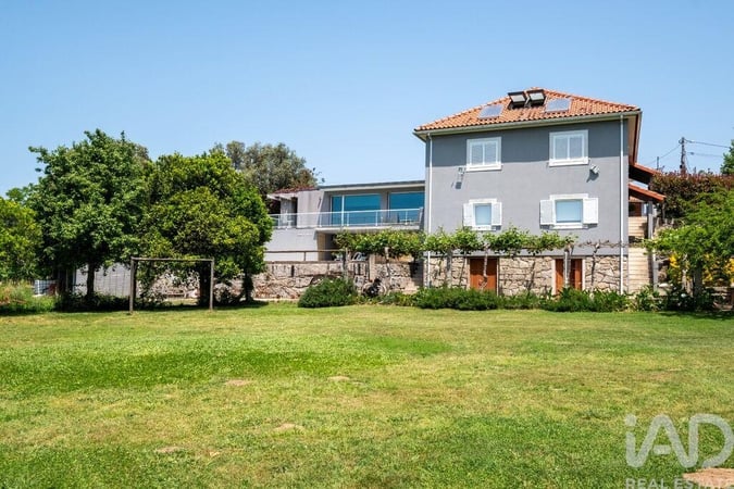 House in Cambeses - view 1