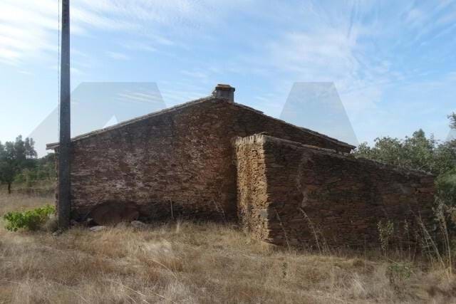 Land in Bicada - view 1