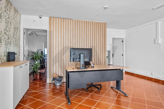 House in Amoreira - view 1