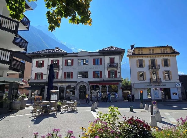 Apartment in Chamonix-Mont-Blanc - view 1