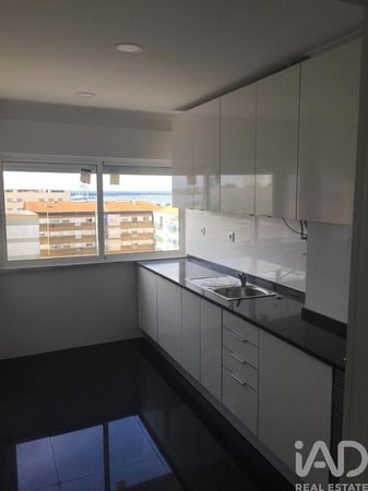 Apartment in Setubal (Sao Sebastiao) - view 1