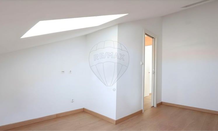 Apartment in Cascais - view 1