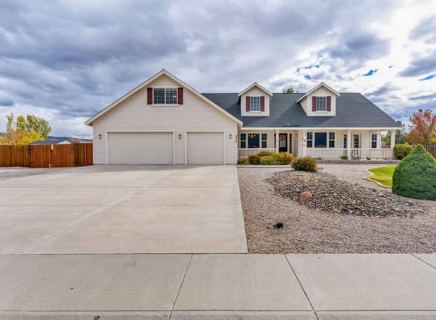 House in Johnson Lane - view 1
