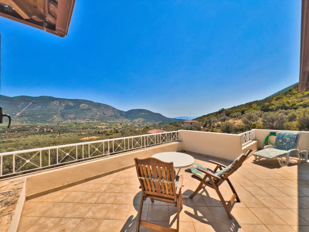 House in Epidaurus - Image 4